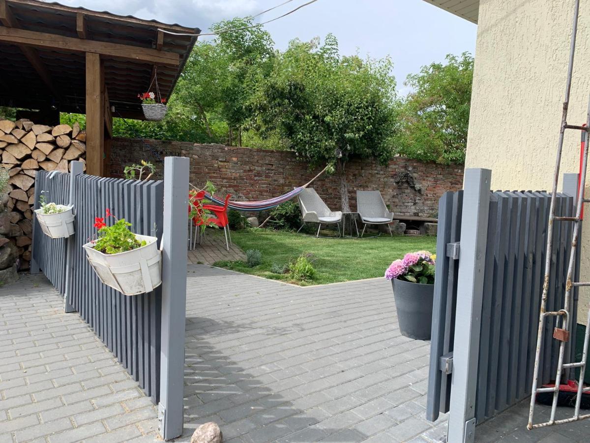 Cieszyno- Uroczy Domek Do Wynajecia Zlocieniec Bagian luar foto